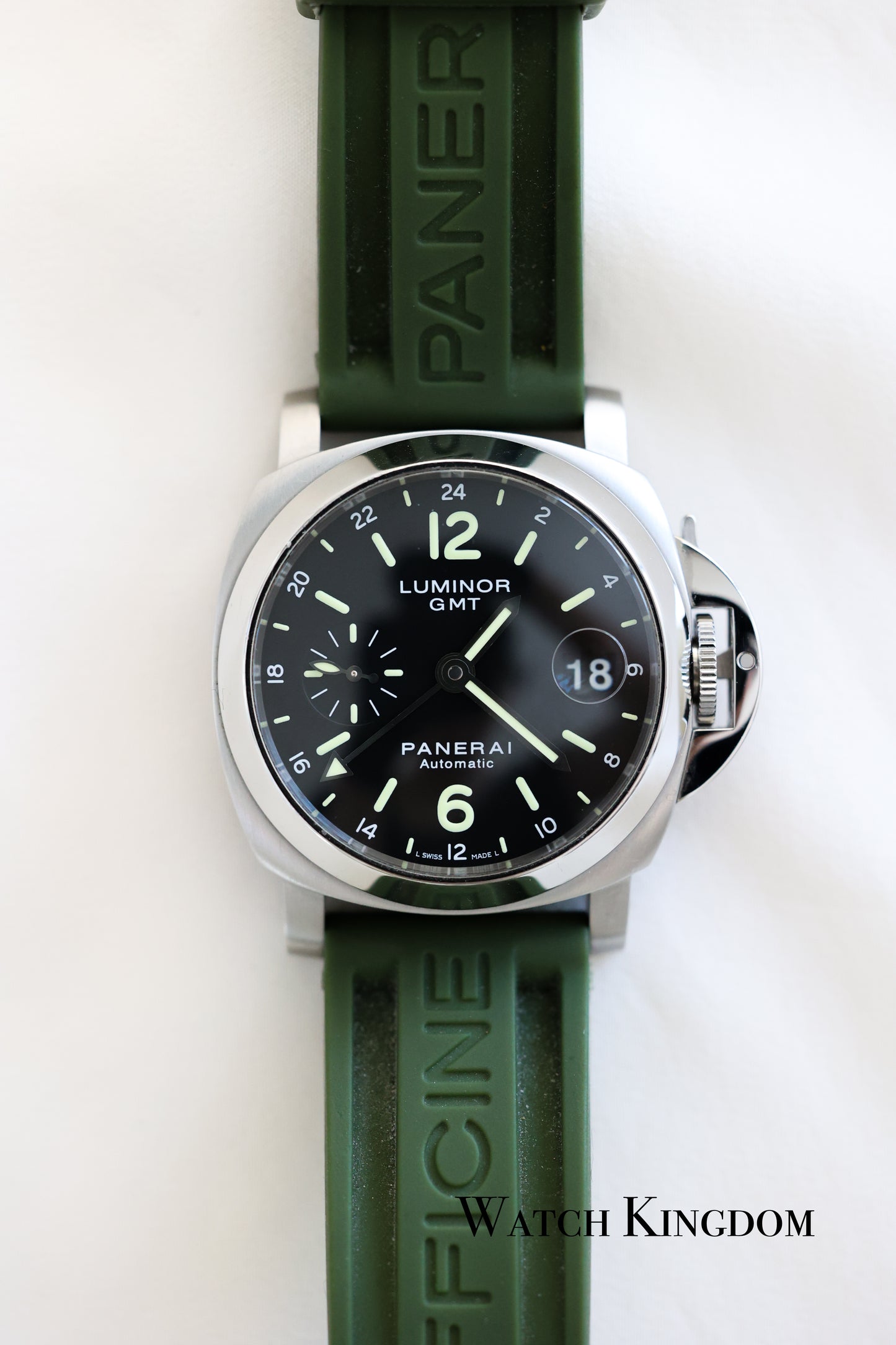 Panerai Luminor GMT Automatic