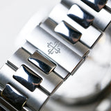 2022 Patek Philippe Ref.5712/1A A001324