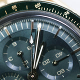 2023 Omega Speedmaster 18kt YG Green Dial Ref.31060425010001 A001432