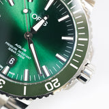 2020 Oris Aquis Date Green Dial 43.5mm Ref.01733773041570782405PEB A001320