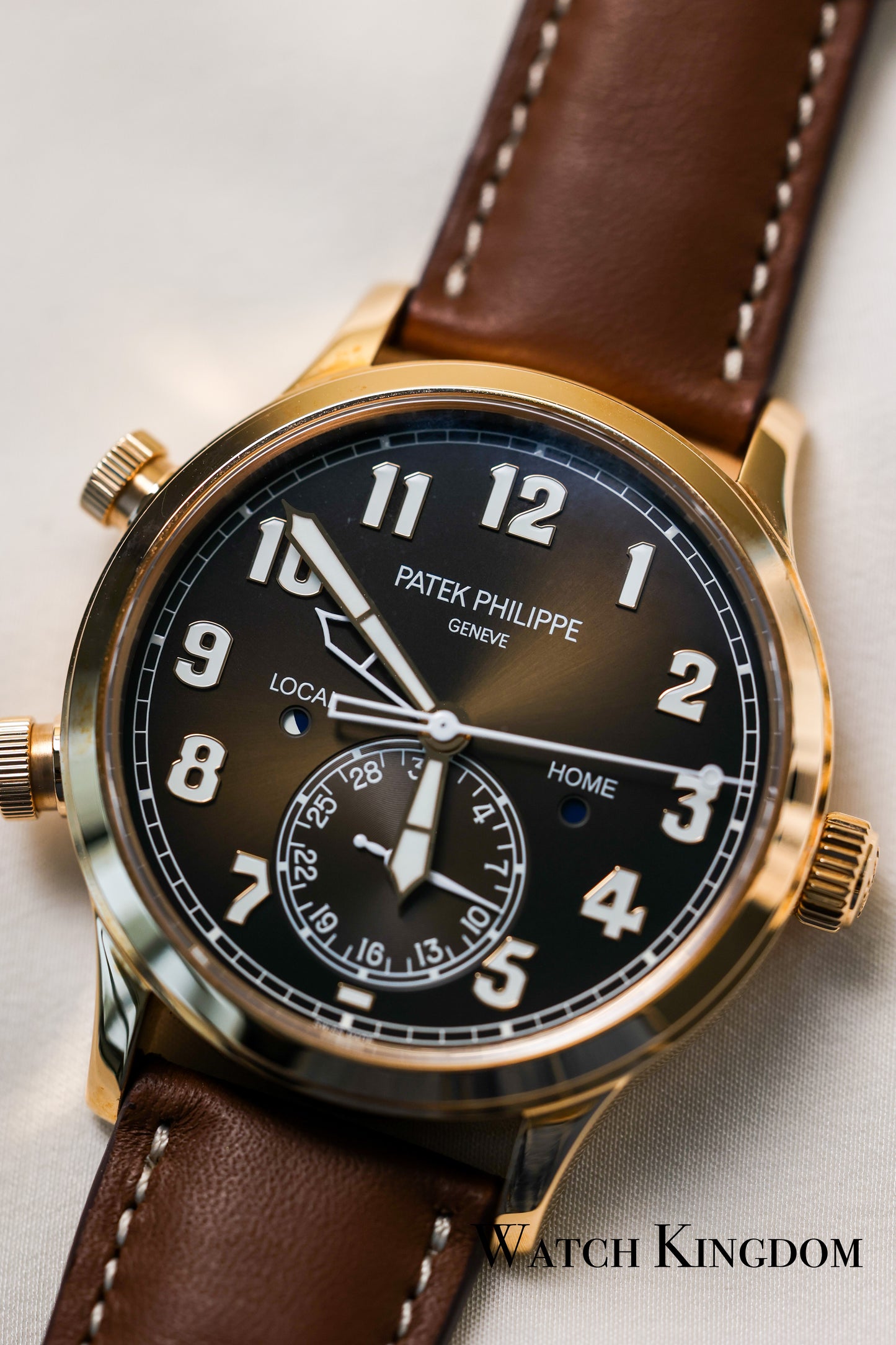 2019 Patek Philippe 5524R-001 Complications Calatrava Pilot Travel Time Rose Gold