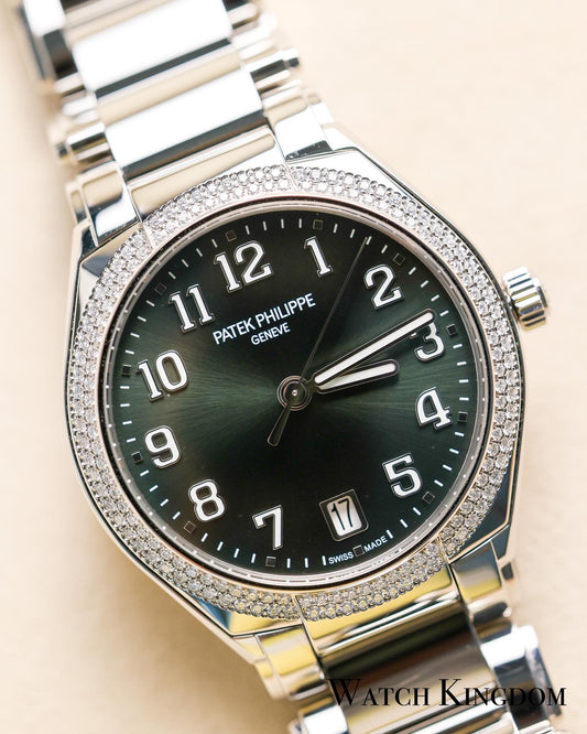 2022 Patek Philippe 7300/1200A-011 Twenty-4