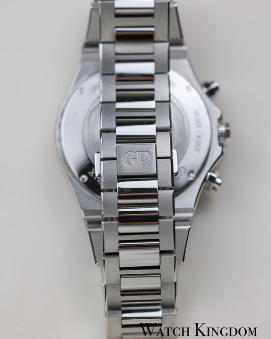 2021 Girard Perregaux Laureato Chronograph Blue Dial
